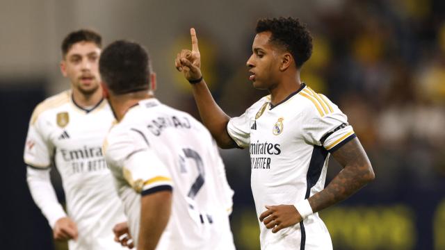 Rodrygo celebra su gol ante el Cádiz.