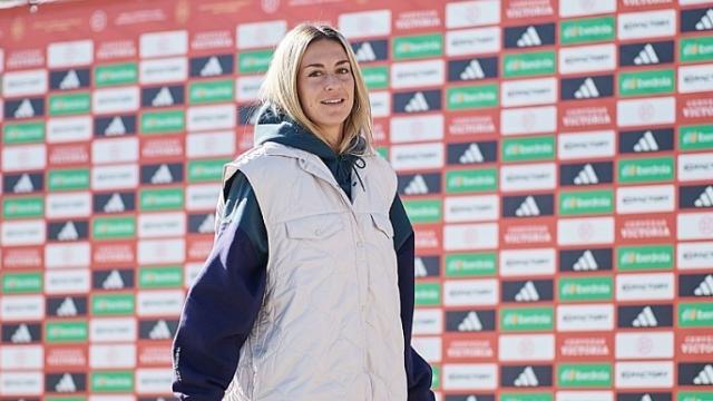 Alexia Putellas, durante su llegada a Las Rozas.