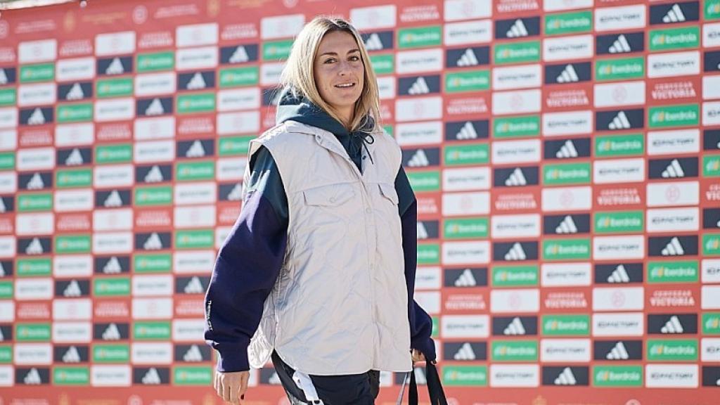 Alexia Putellas, durante su llegada a Las Rozas.