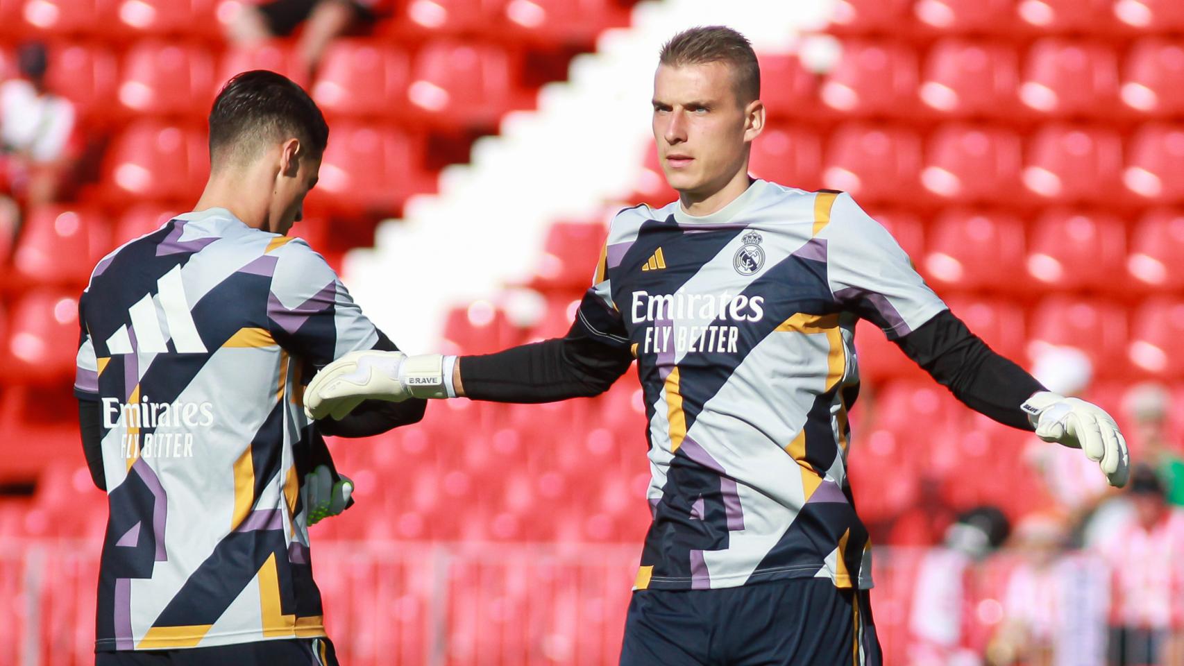 Kepa y Lunin, en un calentamiento del Real Madrid