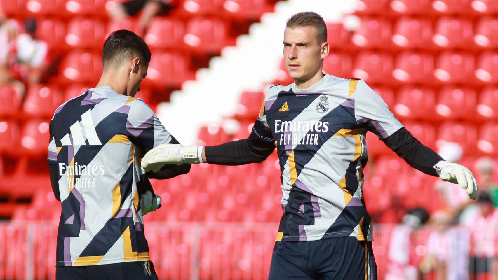 Kepa y Lunin, en un calentamiento del Real Madrid