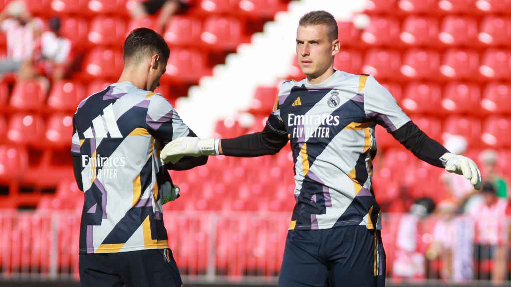Kepa y Lunin, en un calentamiento del Real Madrid