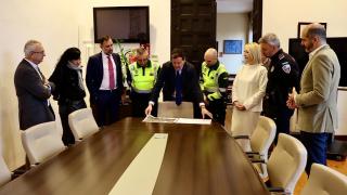 Reunión entre el Ayuntamiento y la DGT. Foto: Ayuntamiento de Toledo.