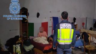 Tenían a cinco marroquíes esclavizados en Dos Hermanas: semidesnudos y vigilados por cámaras