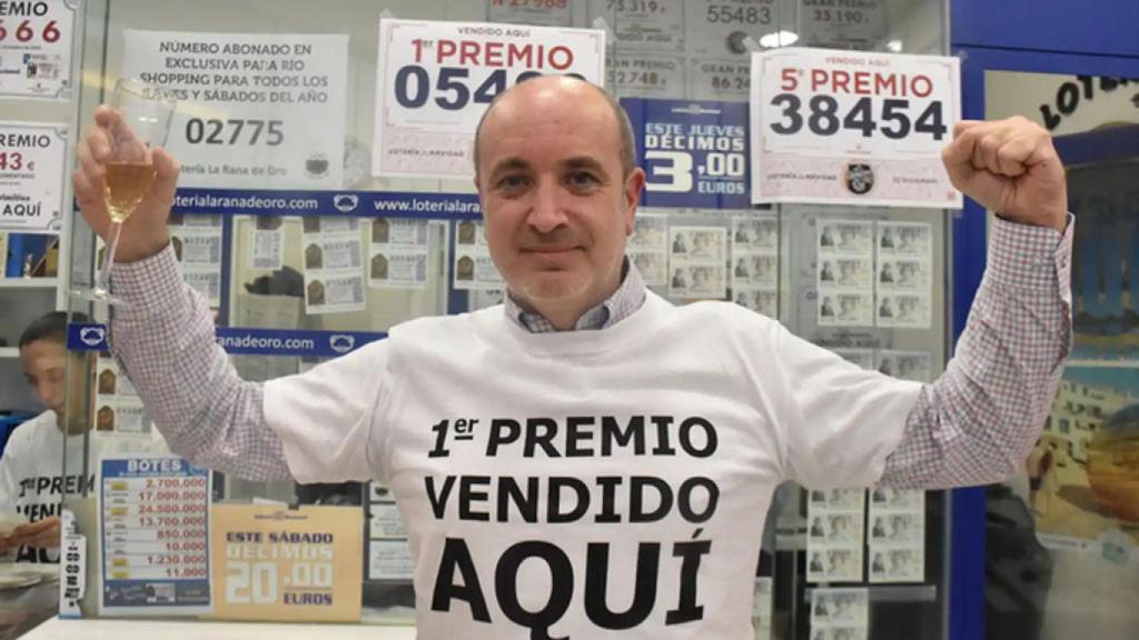 Luis, de la administración La Rana de Oro, en Arroyo de la Encomienda