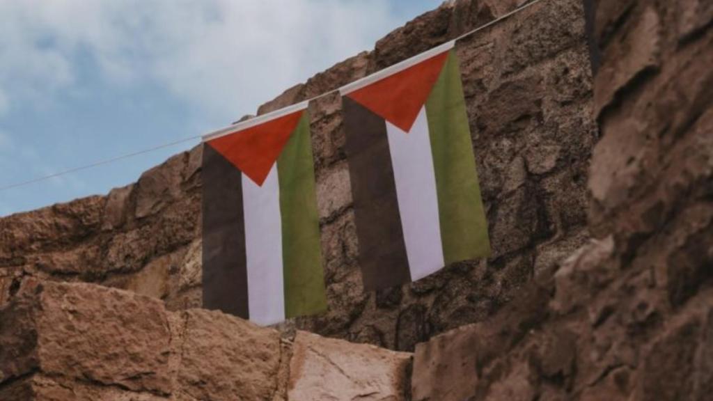 Tres de los 143 hispano-palestinos evacuados de Gaza se instalan en un pueblo de Alicante