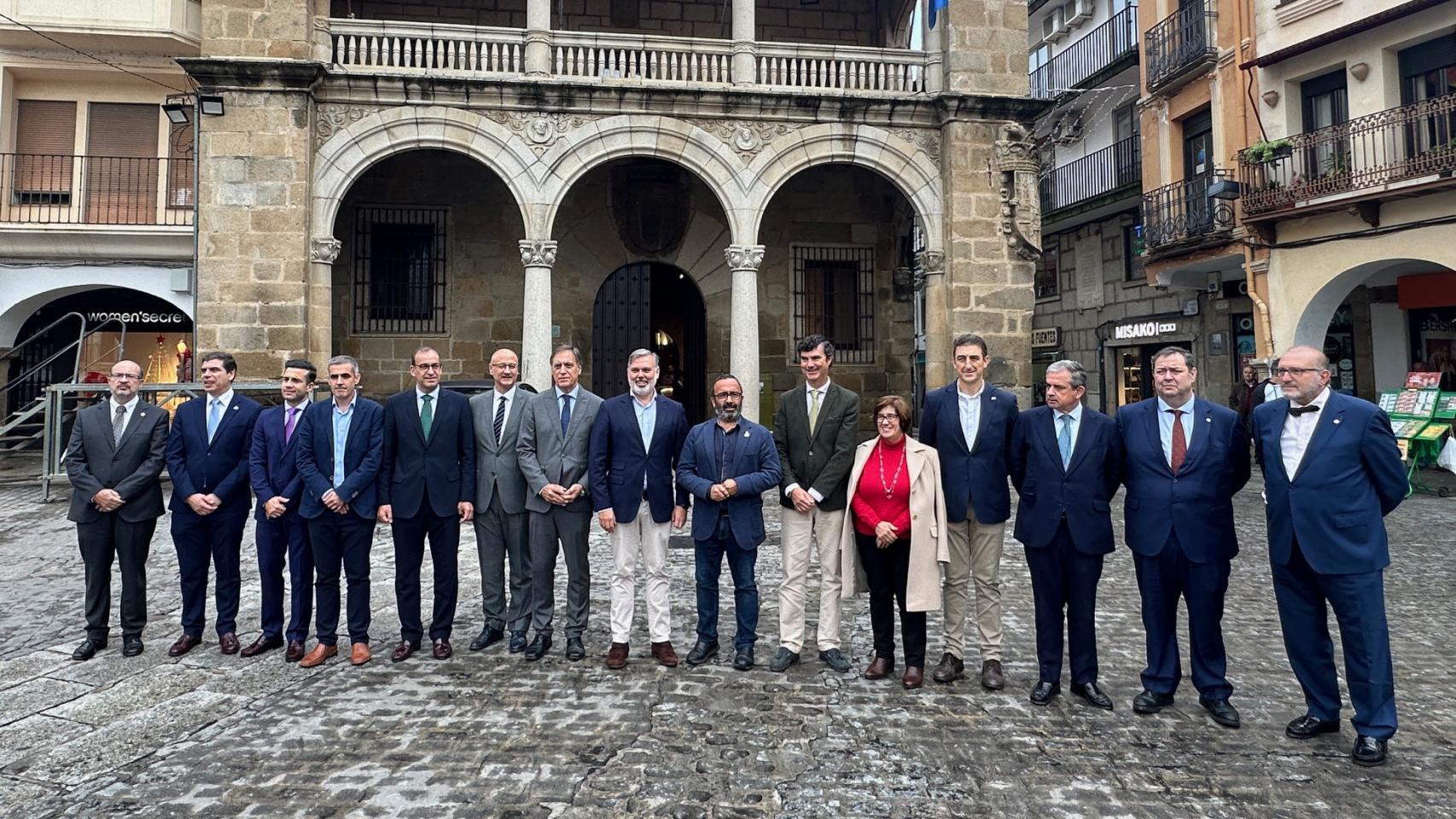 Reunión en Plasencia para pedir la reapertura del ferrocarril Ruta de la Plata