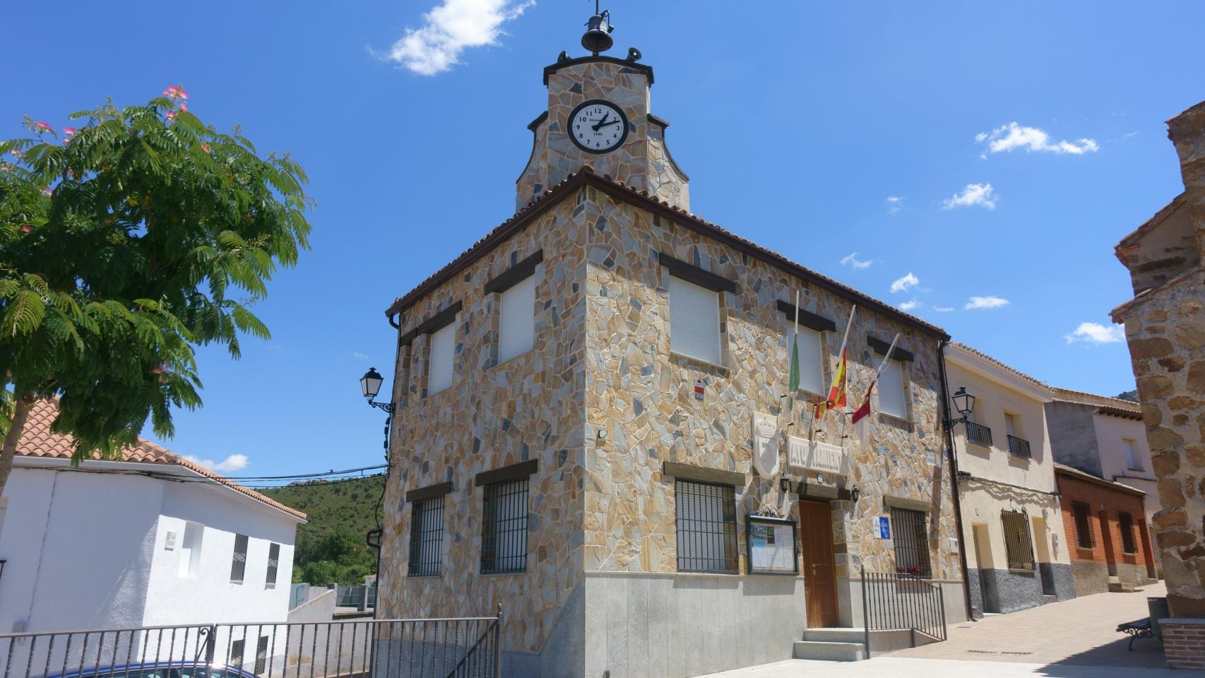 Ayuntamiento de Hontanar (Toledo). / Foto: Wikipedia.