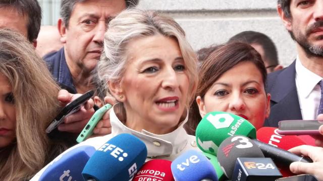 Yolanda Díaz atiende a los medios: El Gobierno no va a recortar el subsidio por desempleo