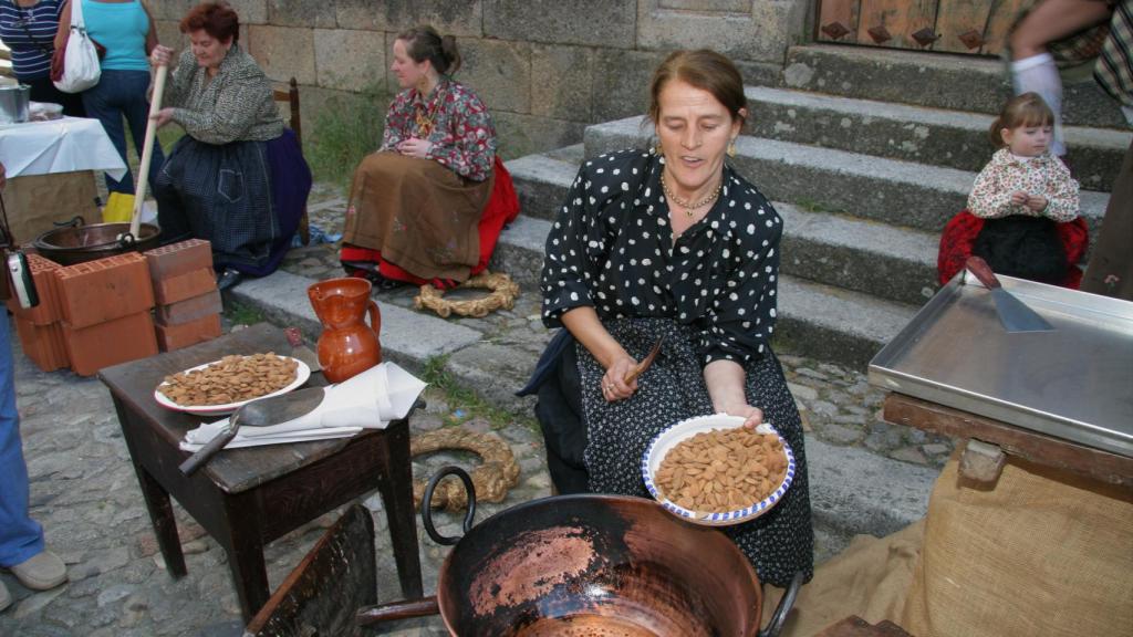 Elaboración del turrón albercano