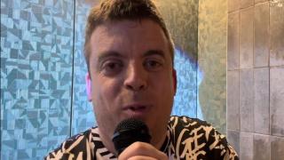 El cómico Ángel Ordóñez en uno de sus monólogos