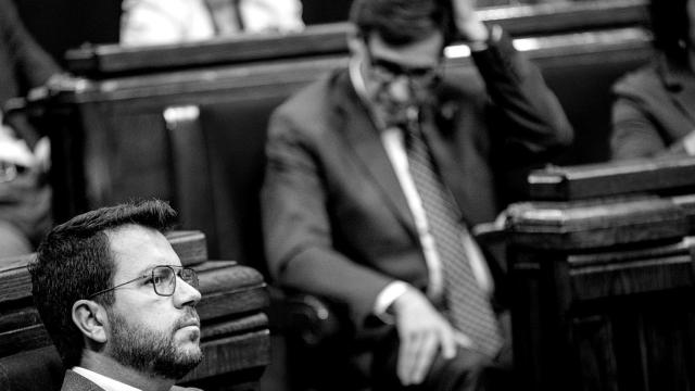 El presidente de la Generalitat de Catalunya, Pere Aragonès, y el líder del PSC, Salvador Illa