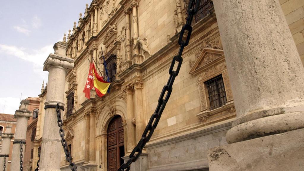 La universidad de Alcalá de Henares.