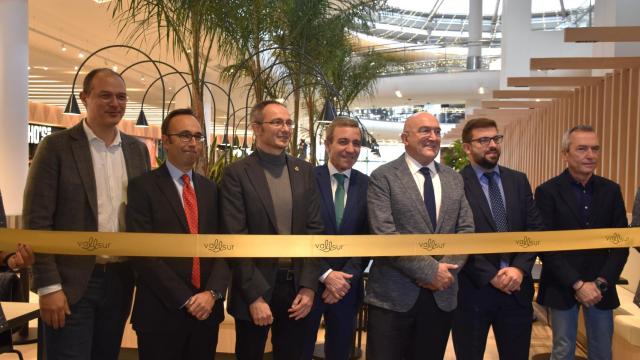 La inauguración de la nueva zona de ocio y restauración de Vallsur