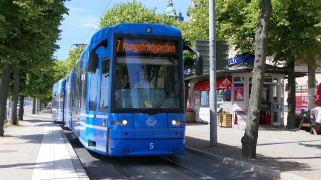 En este país se necesitan conductores de tranvía.