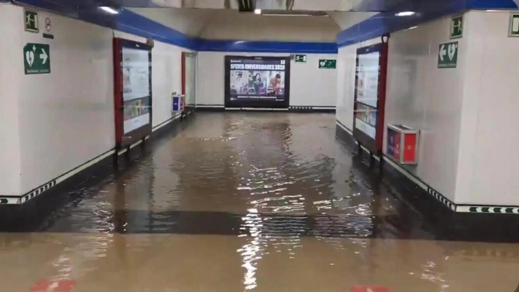 Este es el motivo por el que se inundan las estaciones de Metro en Madrid cuando llueve.