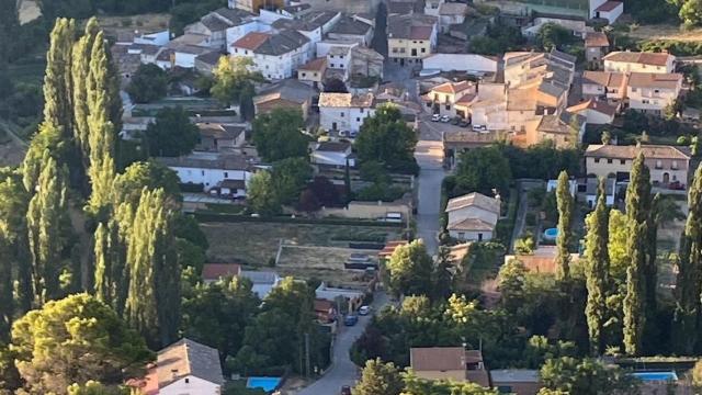 Este es el pueblo cerca de Madrid que ofrece vivienda gratis a cambio de gestionar su bar.