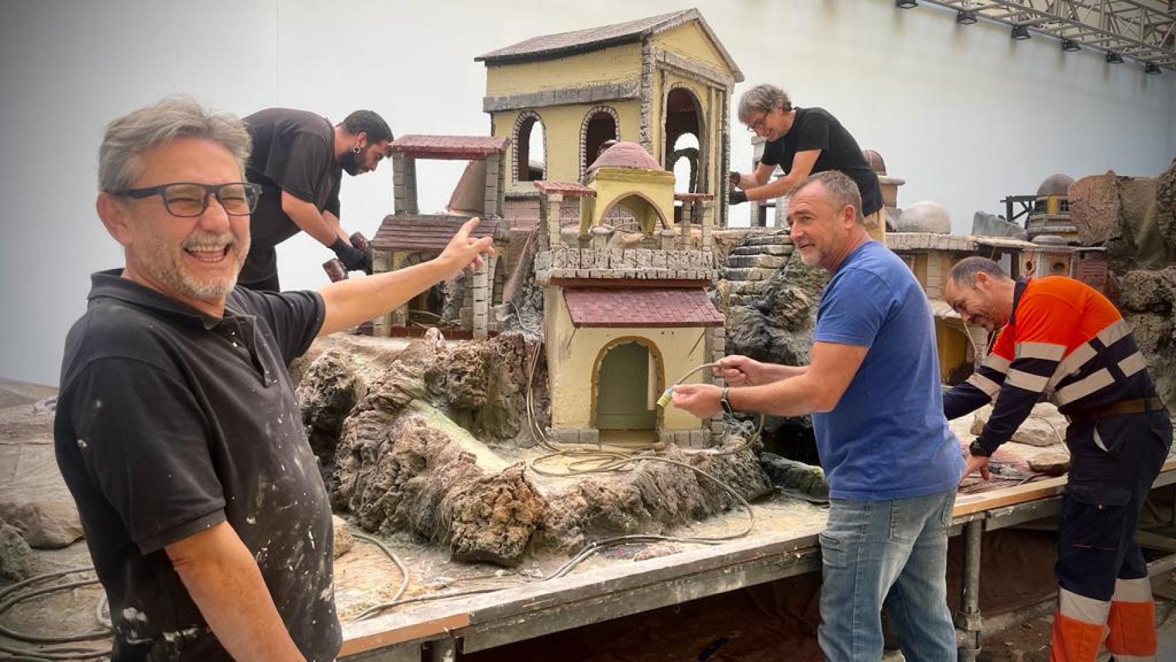 Fernando Wilson capitanea la organización del belén.