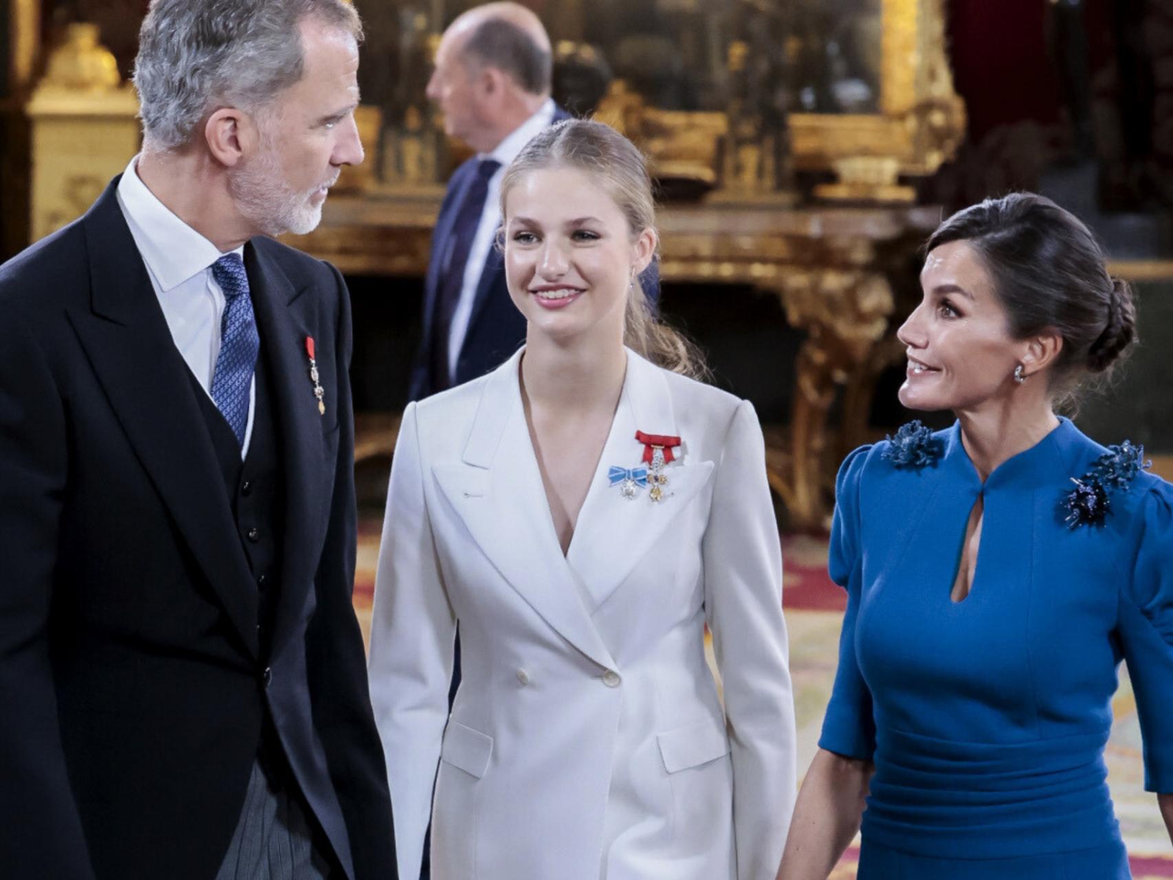 La Reina y la heredera, en la jura de la Constitución.