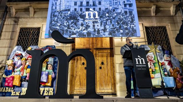 El alcalde de Monóvar, Loren Amat, durante la presentación del año cultural.