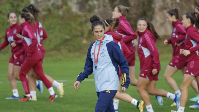 Montse Tomé, en un entrenamiento de la Selección