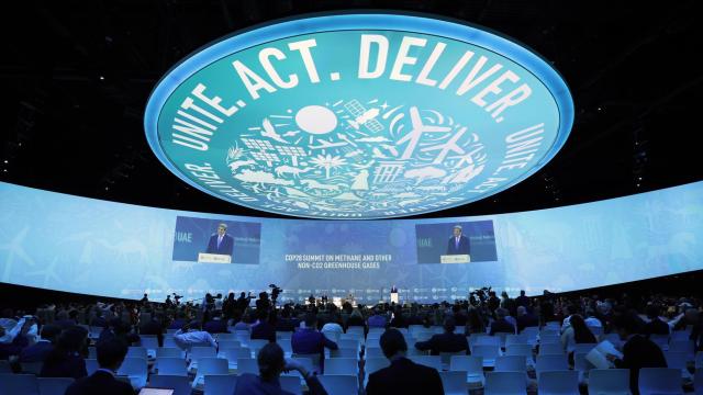 El enviado especial para el cambio climático de EEUU durante una intervención en la COP28.