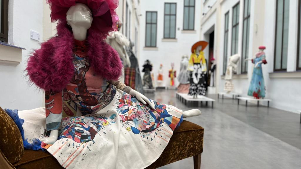 El diseño de este traje.