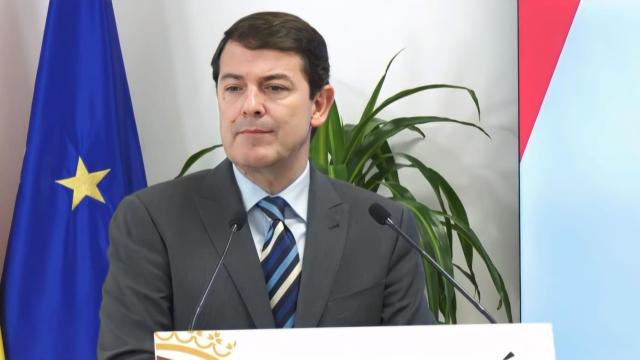 El presidente de la Junta, Alfonso Fernández Mañueco, durante su intervención desde Soria, este lunes.