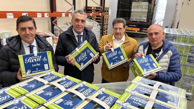 Caja Rural de Soria completa la donación de 22.000 litros de leche al Banco de Alimentos