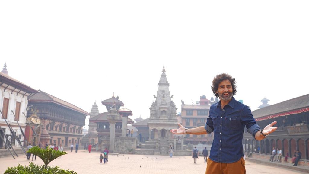 Raúl Gómez presenta 'En busca del Nirvana' (Mediaset).