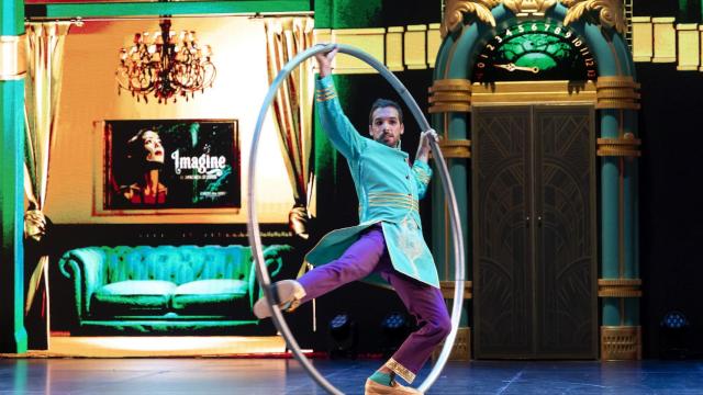 El malagueño Alejandro Ponce, en su número con la cyr wheel en Imagine.
