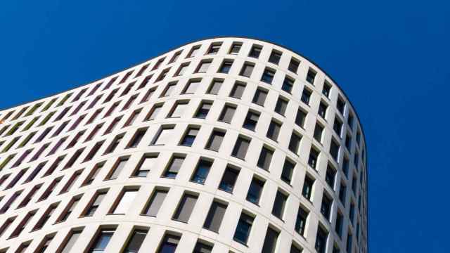 Edificio en el barrio vigués de Navia.