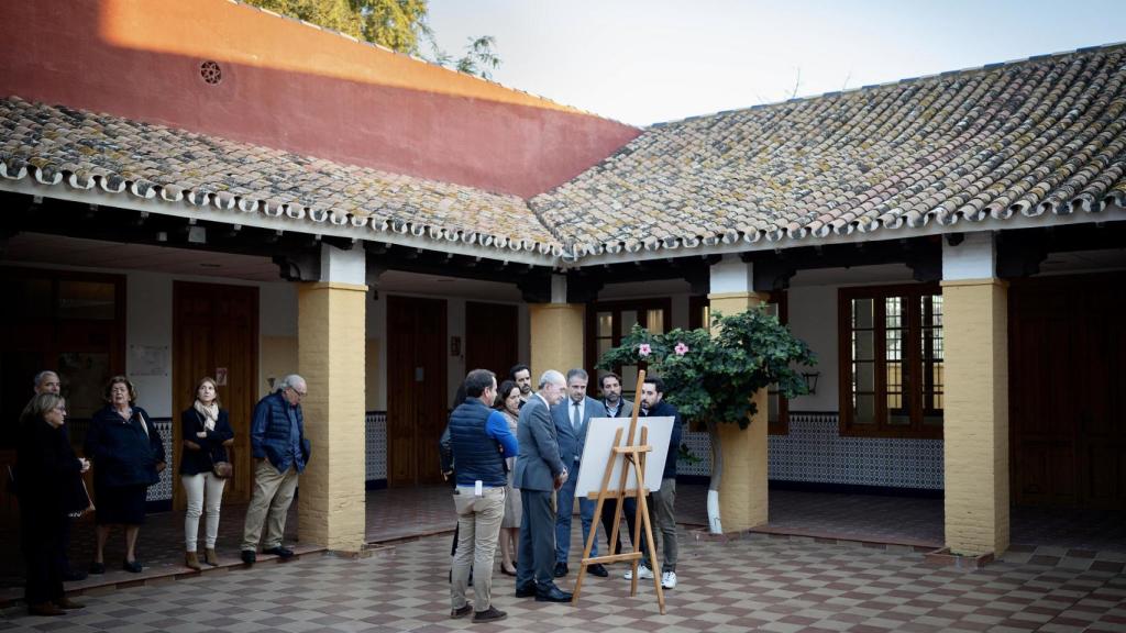 Interior de la antigua escuela infantil María Auxiliadora de El Palo.