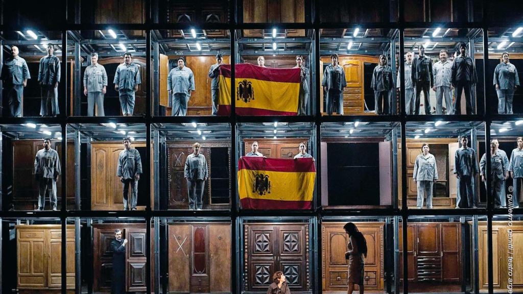 Un momento de 'Pepita Jiménez' (2013), de Calixto Bieito, en los Teatros del Canal