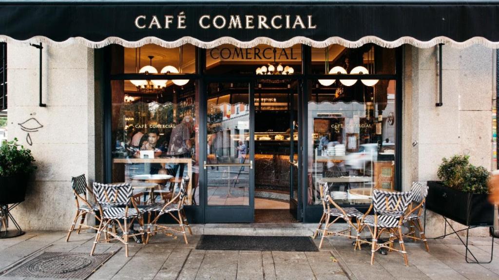 El famoso café Comercial de Madrid.