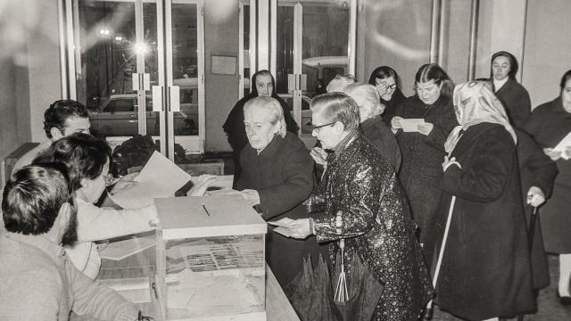 Imagen de un colegio electoral durante el referéndum de la Constitución de 1978 en Castilla y León.