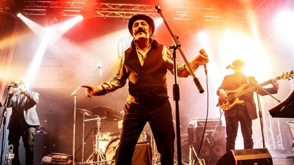 Tonino Carotone en un concierto.