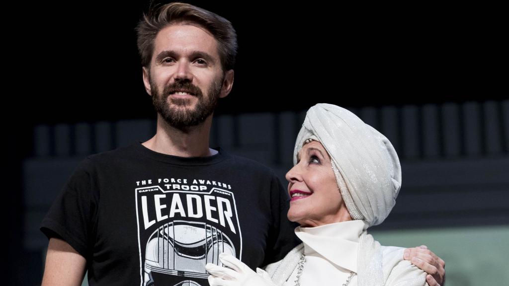 Manuel Martínez Velasco junto a su madre, Concha, en una fotografía captada en Madrid, en octubre de 2018.