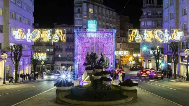 Luces de Navidad en la Gran Vía de Vigo.