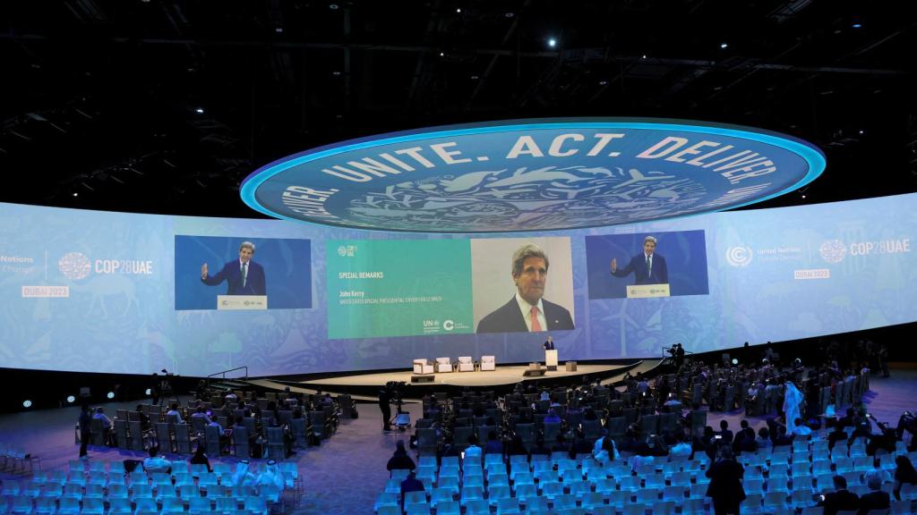 John Kerry, enviado especial para el Clima de EEUU, durante su intervención en la COP28 el 5 de diciembre.