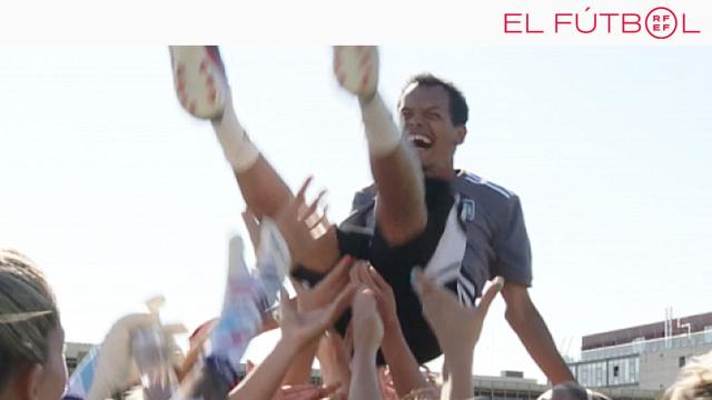 Los dos fichajes (desconocidos) de la Selección española de fútbol con el que se ha dado un salto de calidad humana