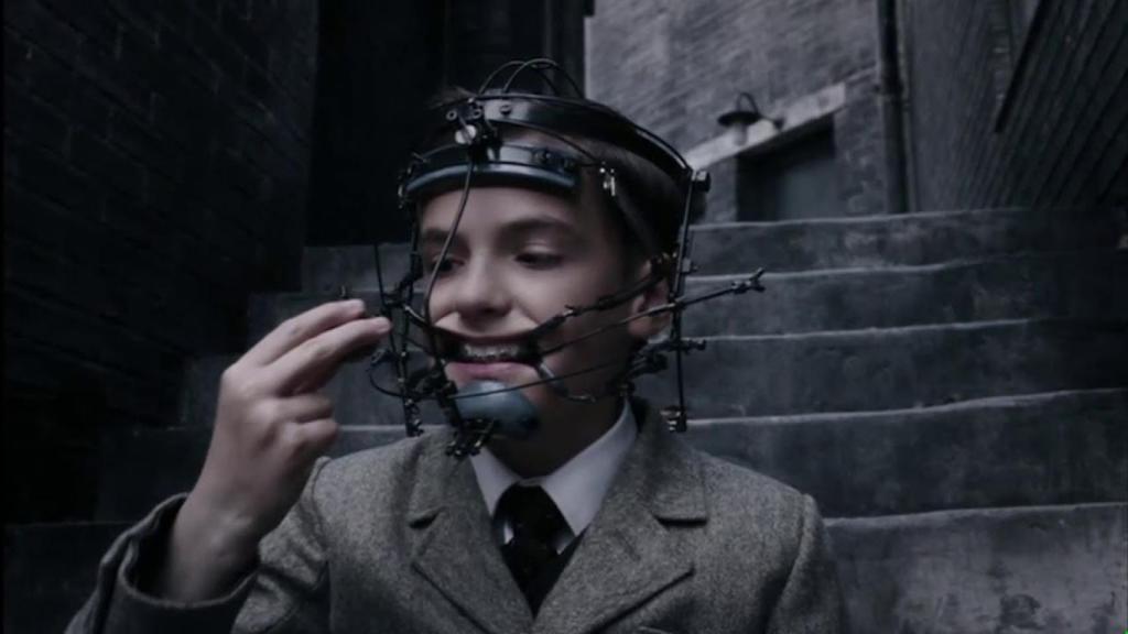 El pequeño Willy Wonka en 'Charlie y la fábrica de chocolate'.