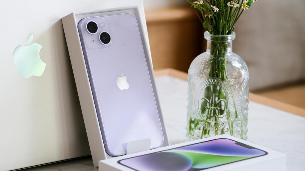 iPhone 14.
