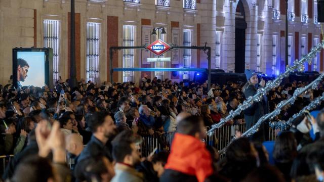 Calles abarrotadas de ciudadanos en la Puerta del Sol de Madrid.