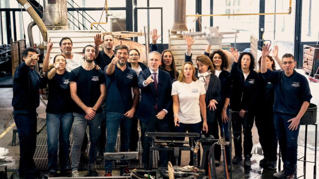 Fiesta en la Real Fábrica de Cristales: el vidrio soplado ya es Patrimonio de la Humanidad