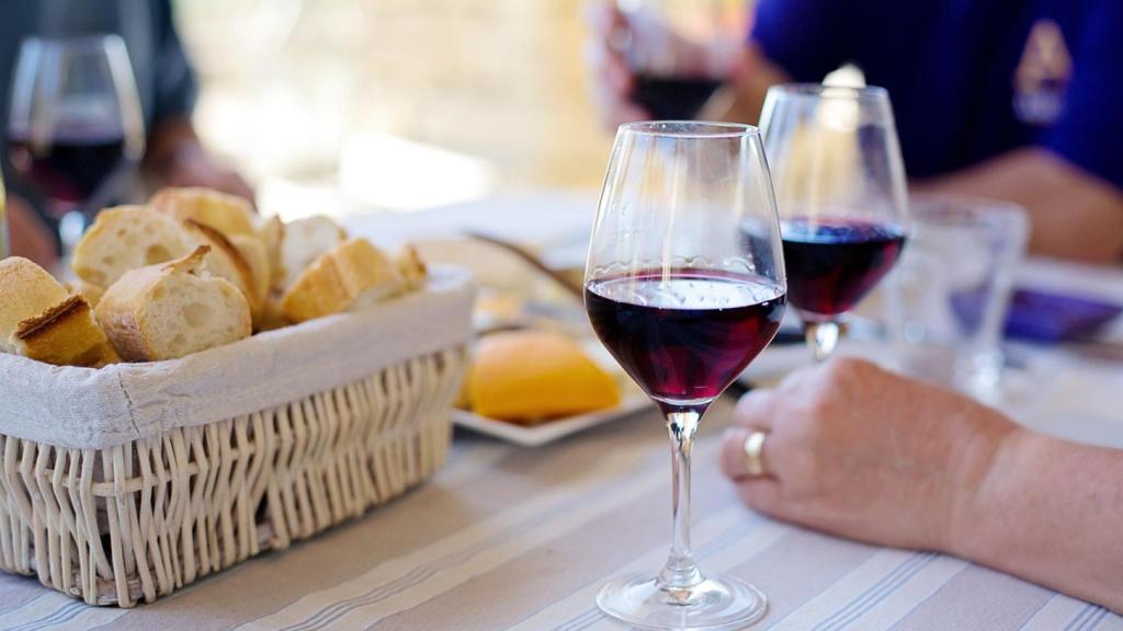 Vino tinto.