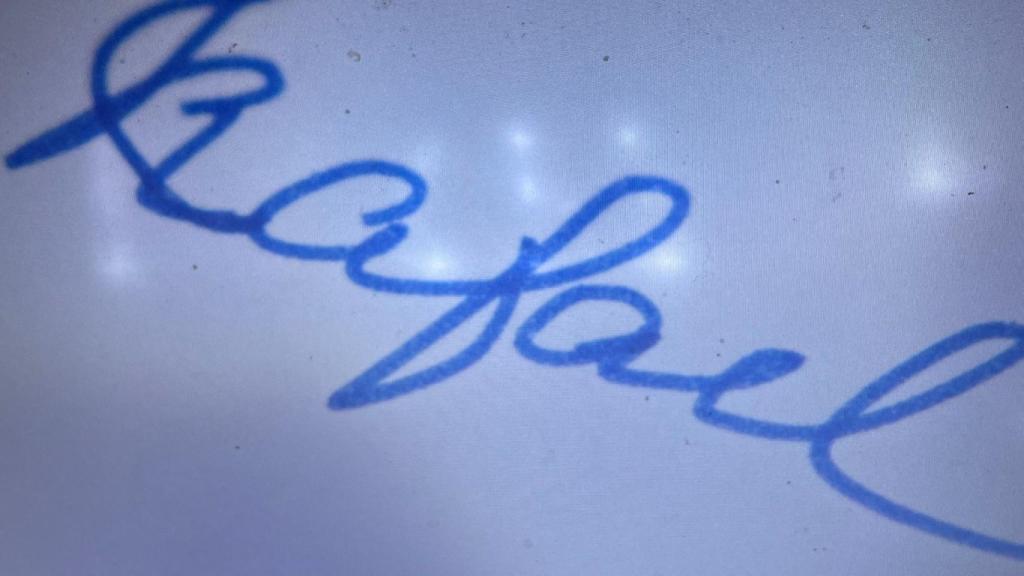 Detalles de la caligrafía de Isabel Preysler.