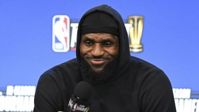LeBron James, durante una rueda de prensa.