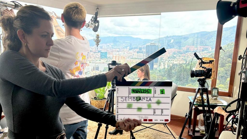 Fotografía tomada en el rodaje de una vídeo-entrevista.