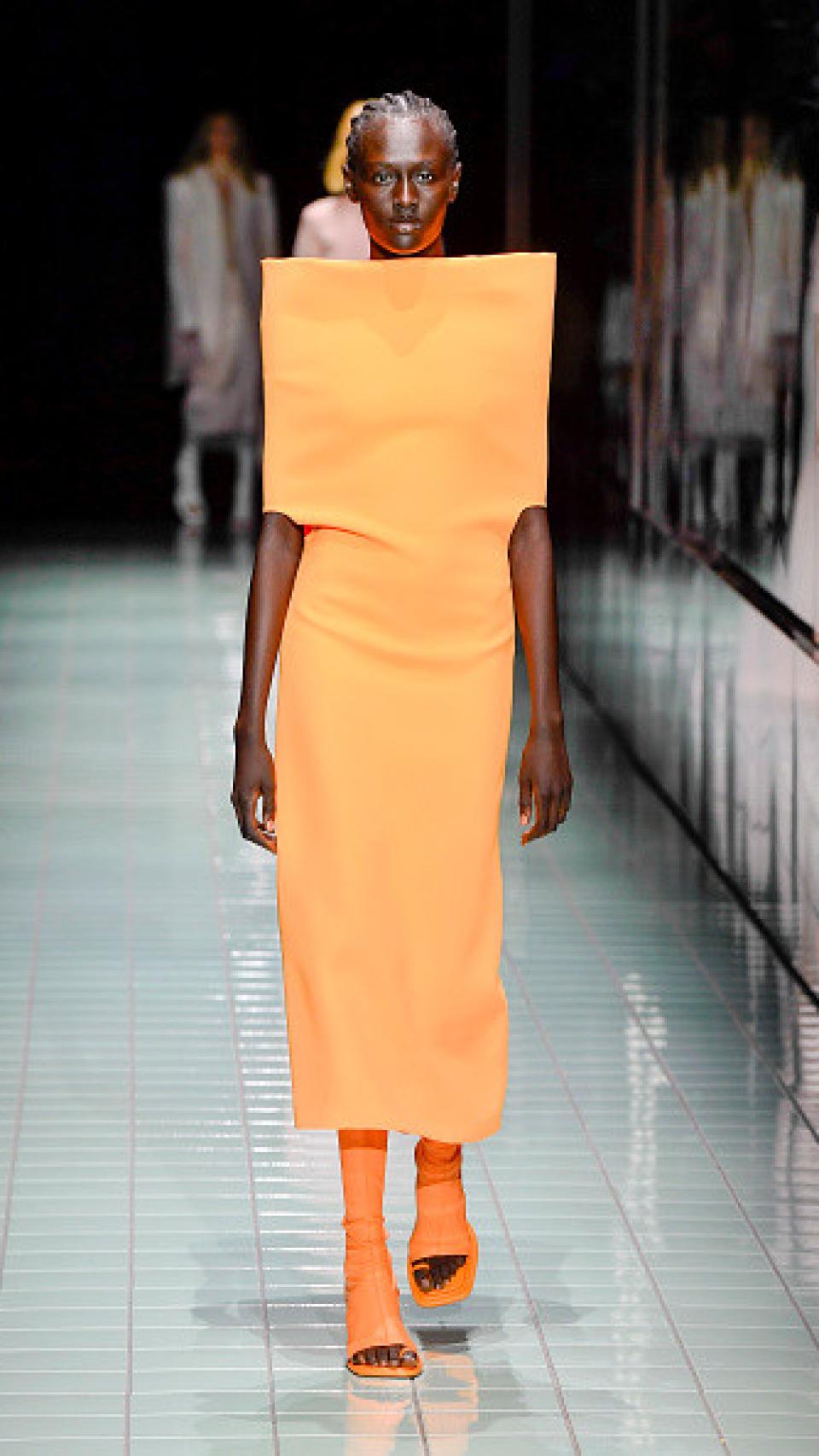 Desfile primavera/verano 2024 de Sportmax.